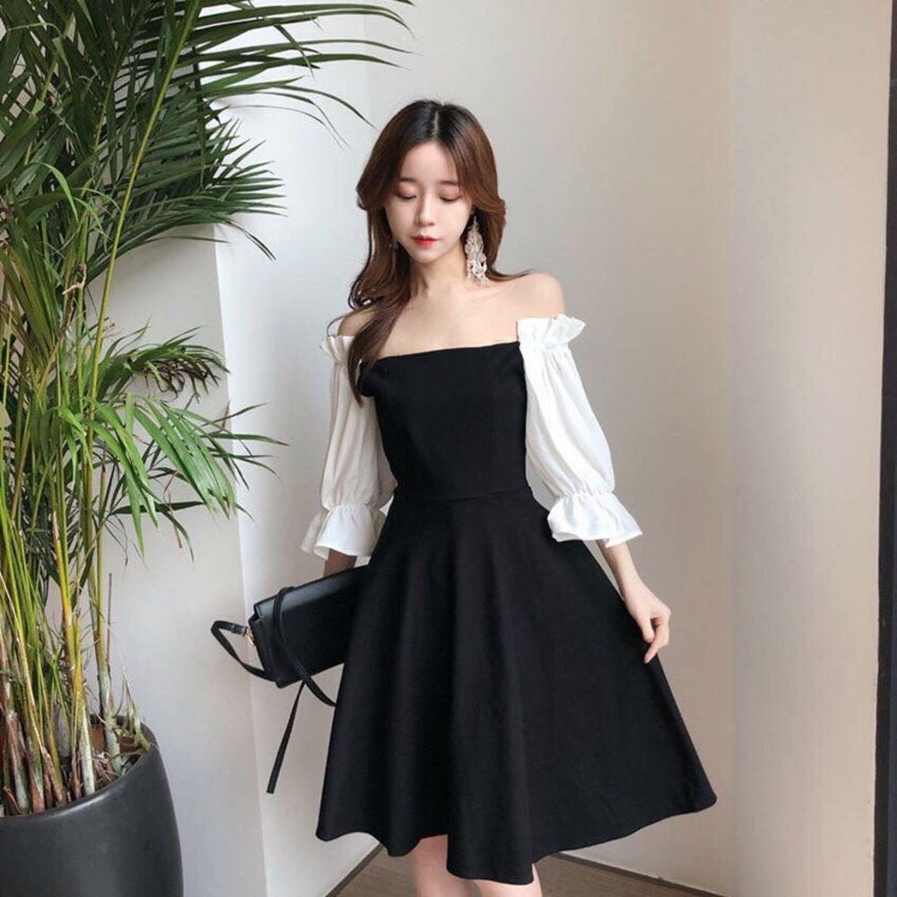 ⛔️SOLD⛔️ Cute off shoulder dress